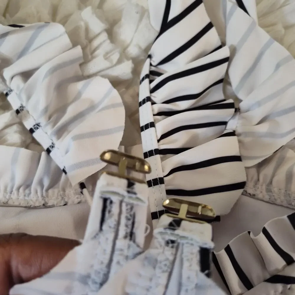 Beachsissi Bikini Top Womens Medium White Stripe Ruffle Strap Nautical Swim